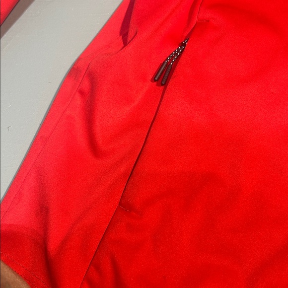 Milwuakee Red StormTech Light Jacket - Picture 10 of 13